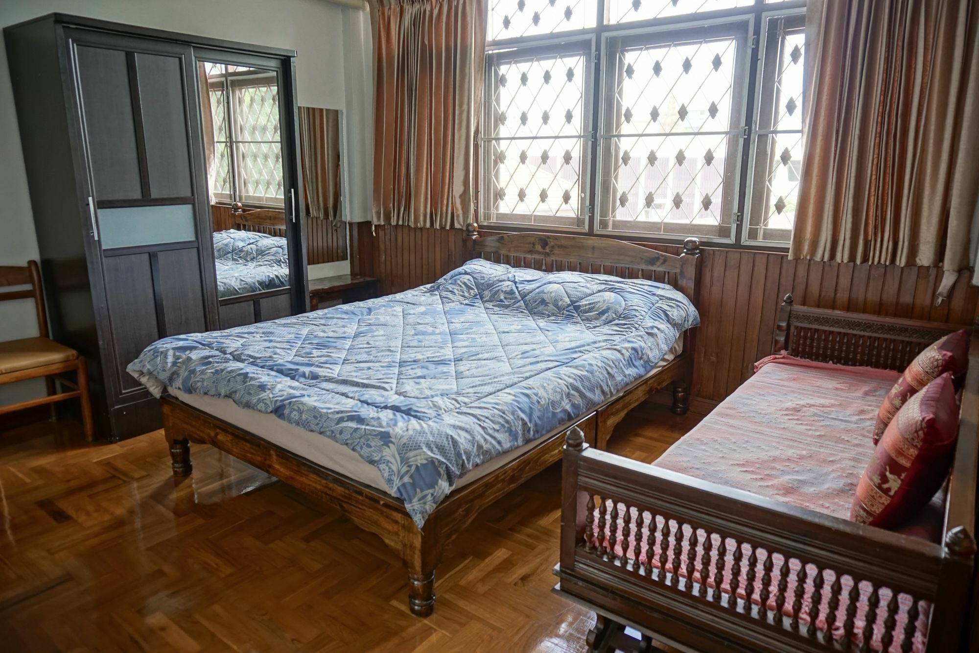 Baan Aree (adults Only) Guest house